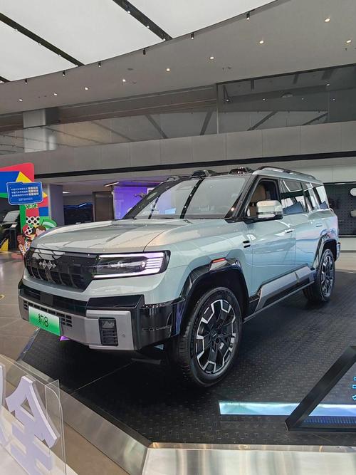 佛山13比亚迪方程豹硬派越野的爆款，英菲尼迪35周年与你共成长
